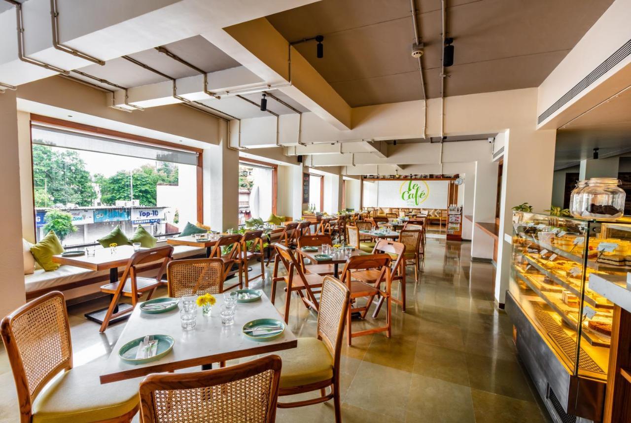 Hotel Jewel Of Chembur Bombaim Exterior foto